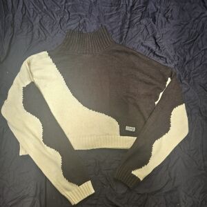 Women's Black and Cream Sweater